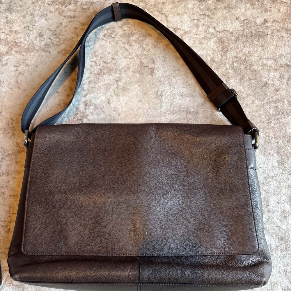 Coach Charles F54792 Brown Pebbled Leather Messenger Crossbody Shoulder Bag